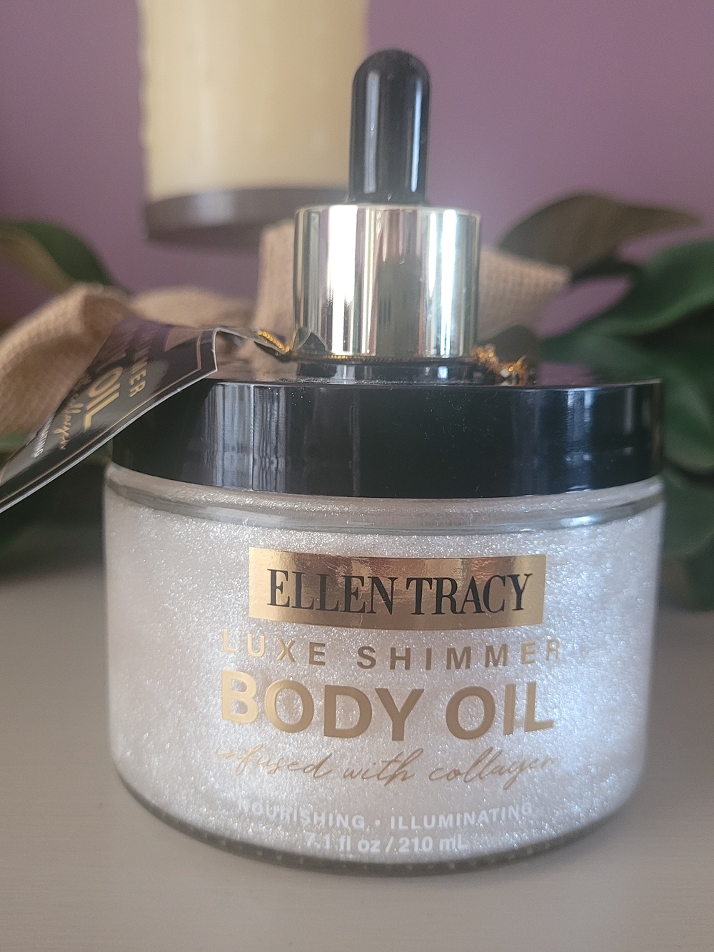 Ellen Tracy Luxe Shimmer Body Oil Jar in Black, Gold & White